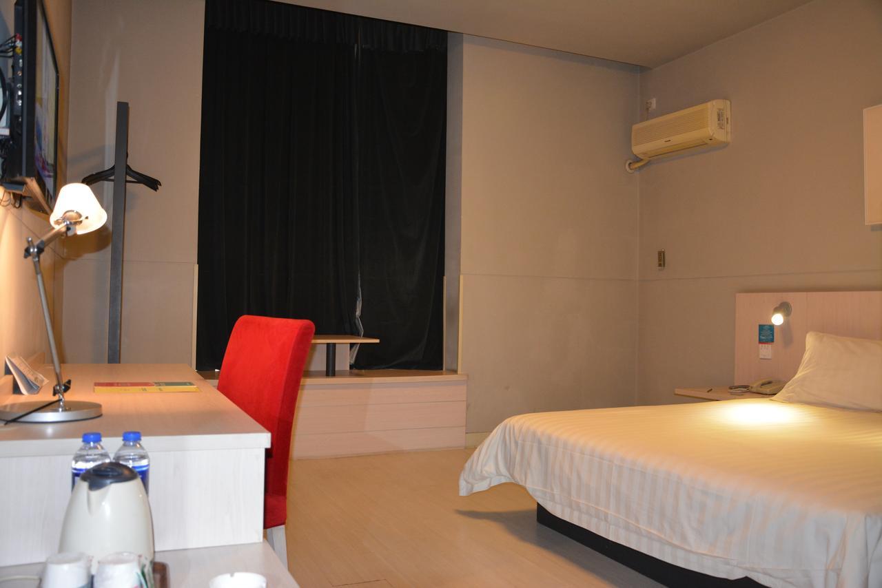 Jinjiang Inn Tiayuan Wuyi Square Ταϊγουάν Εξωτερικό φωτογραφία