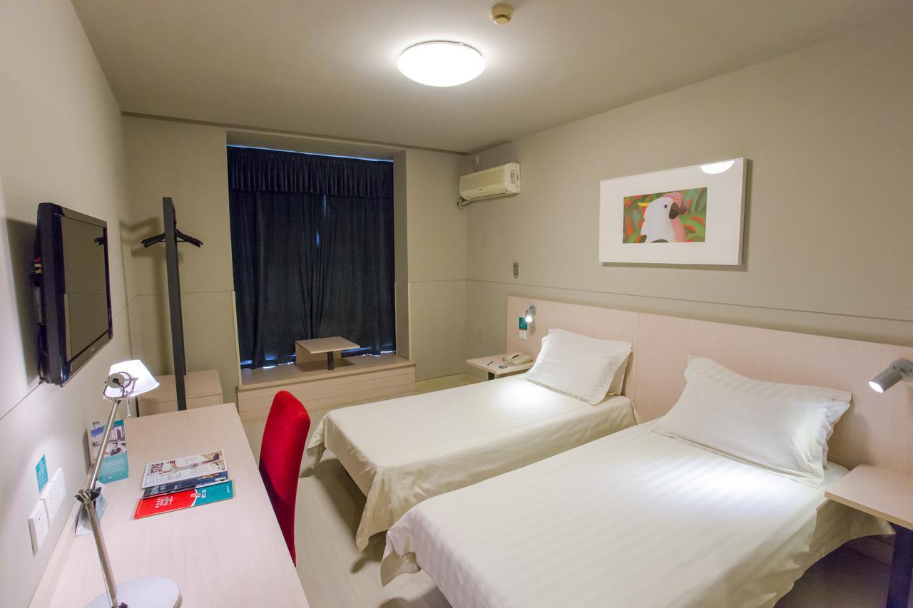 Jinjiang Inn Tiayuan Wuyi Square Ταϊγουάν Εξωτερικό φωτογραφία